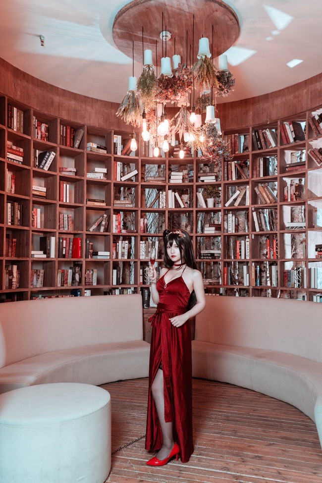 碧蓝航线cos鹩大凤毒苹果正片