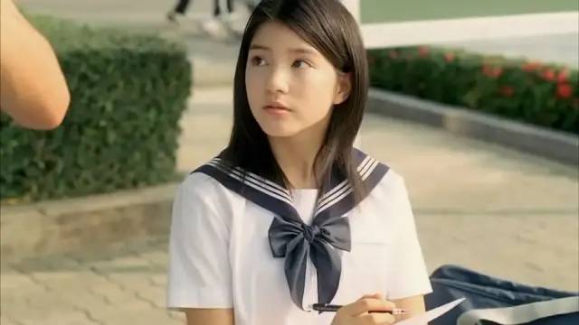 可尔必思|清新美少女的极致版本，这套沁人心脾的长相还能再打20年！