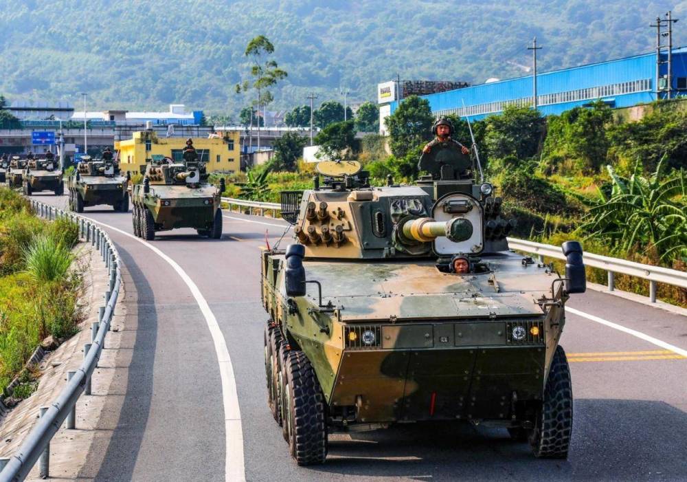 为何要强化中型合成旅战力轻型负担空中机动重型旅部署太慢