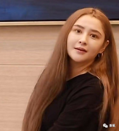 李心艾|当年差点打败昆凌上位的do脸狂魔，现在竟然胖到200斤了…