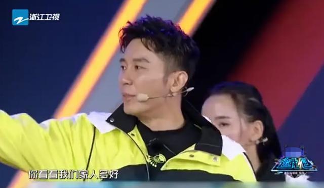 李晨|范冰冰被曝与前男友复合，疑借无人机当众表白，现场有人偶遇李晨