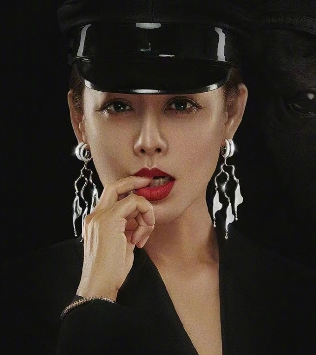 宁静浪姐成团夜后口碑彻底翻车,粉丝纷纷转黑,到底错在何处?