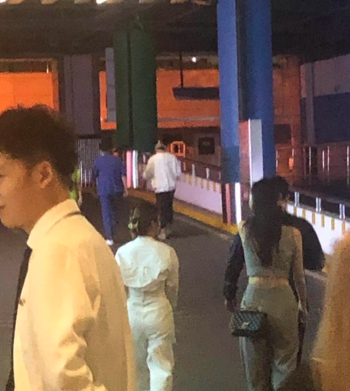 李晨|传李晨无人机表白范冰冰，两人再续前缘？知情人发声揭实情