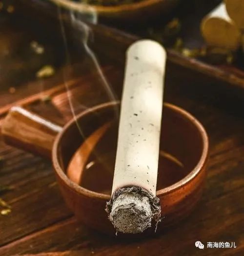 云雨悦诗社|《腰痛艾炙特效疗》 文/愉悦