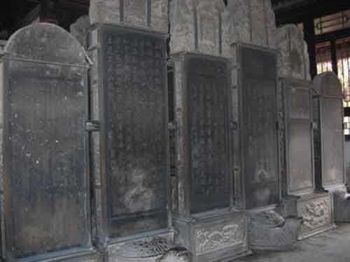 夏承碑|为何有人说《夏承碑》的书法好，有人说它糟，只因刻碑时间不对劲