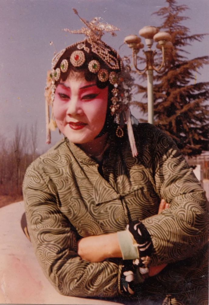 ""郭明霞!"王麦兰老师脱口而出.