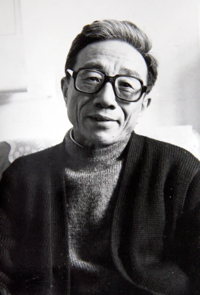 戈宝权先生曾说,范用是"书的奴仆,又是书的主人".