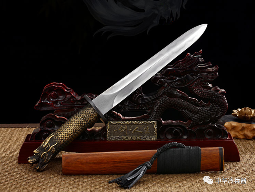 佳人|宝剑赠英雄，红粉赠佳人！精致实用的短剑，才是才子佳人的最爱