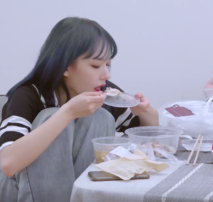程潇日常点外卖,看她一餐的标准,才知道明星生活与普通人的差距