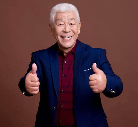 张洪杰|老戏骨张洪杰，不仅被“骗婚”带瘫痪妻拍戏，75岁还被儿女压榨