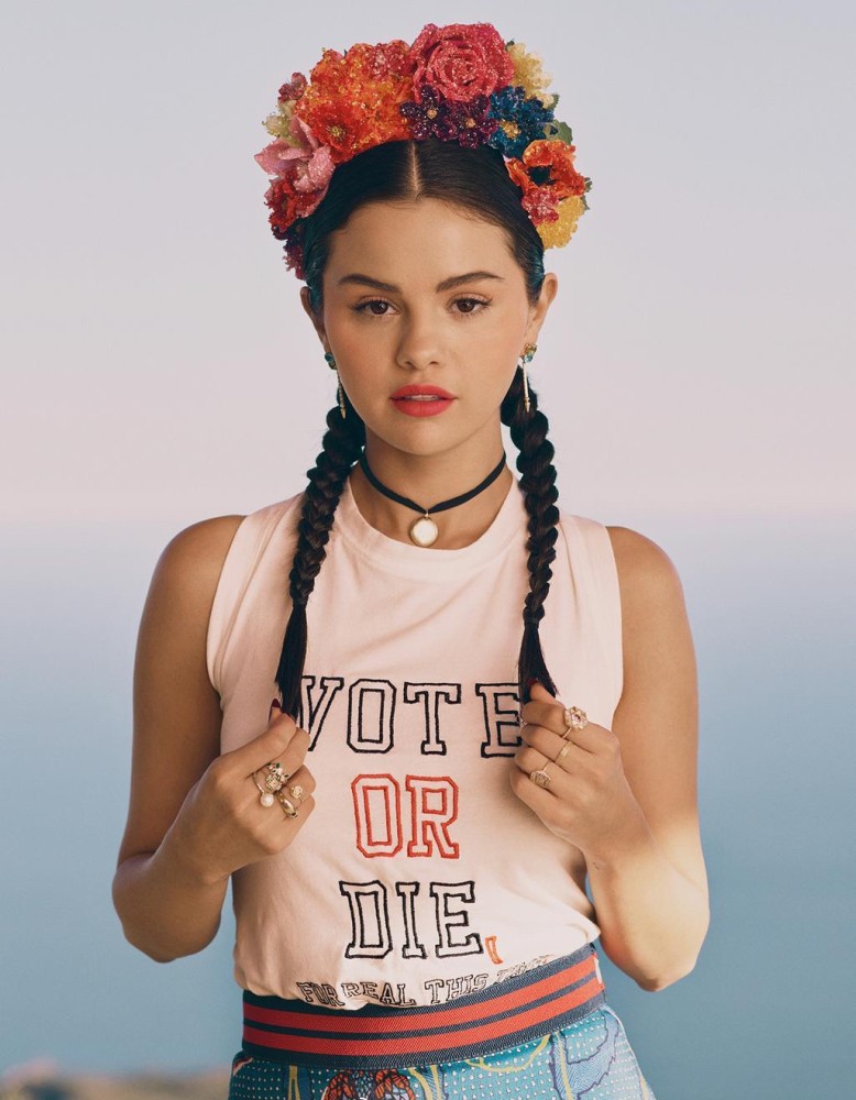 比伯前女友赛琳娜登新杂志换肾成功后状态超棒懒理比伯秀恩爱