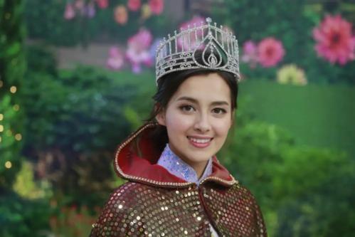 谢嘉怡|人红是非多！港姐冠军谢嘉怡疑似不雅照传出，获肥妈力证并非本人