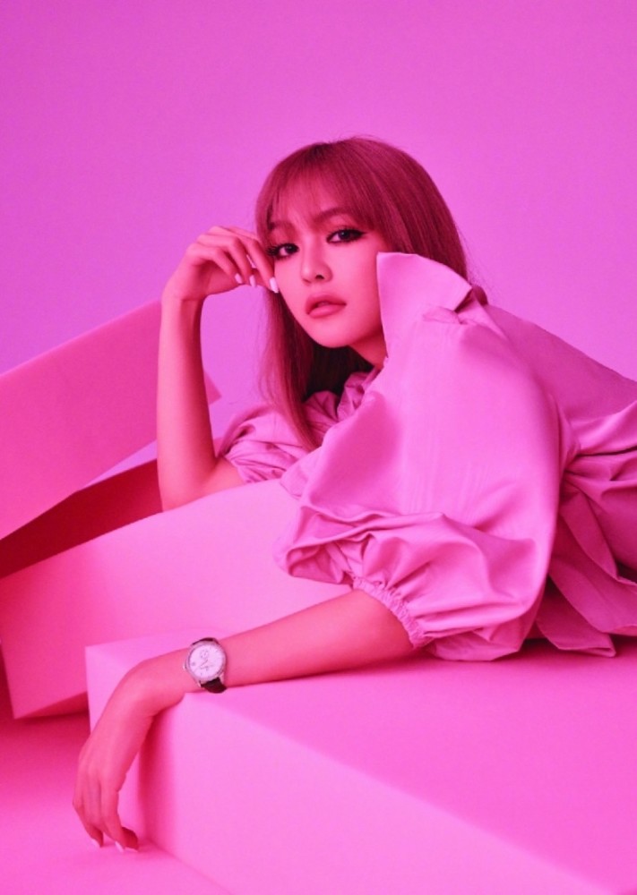 周扬青粉红大片好减龄,造型高级复古有质感,效果真心绝了