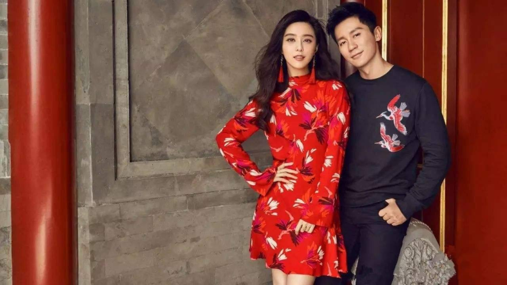 李晨|网曝李晨借无人机在上海外滩告白范冰冰，网友澄清此操作另有其人