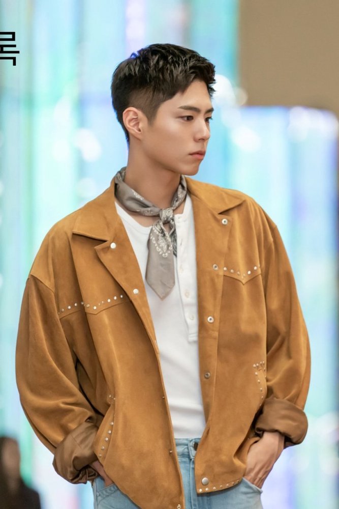 朴宝剑《青春纪录》最帅员工!