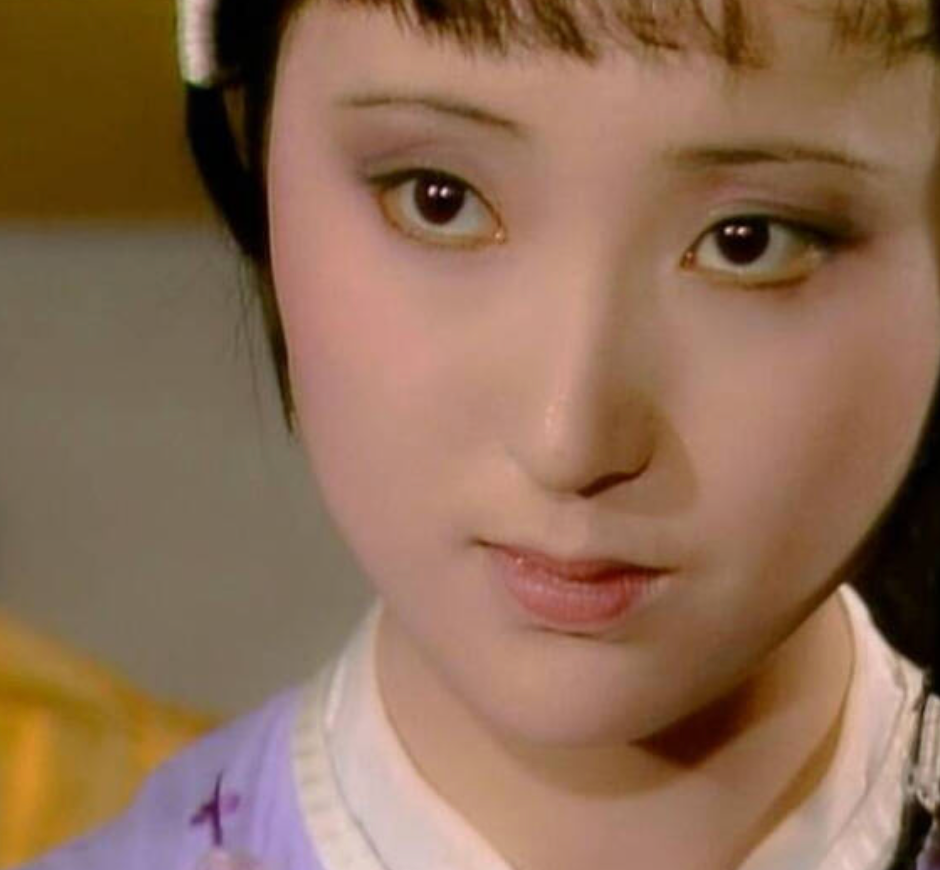 林黛玉|宝玉黛玉正要聊燕窝，为何看见赵姨娘，就默默使眼色悄悄走开？