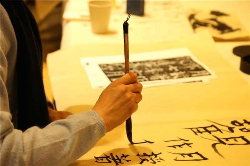 日本|日本离不开、韩国废除后又捡起，日韩为什么会对这个中国发明如此纠结？