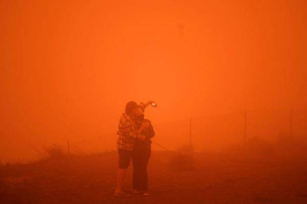 加州|有毒空气笼罩全城，加州宛如末日！极端灾难恐成人类新常态？