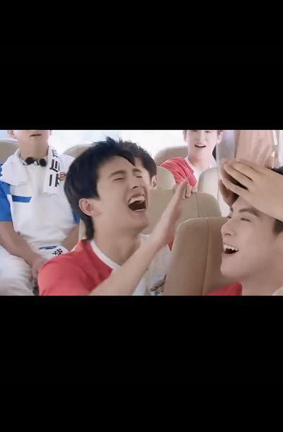 杨洋难逃军艺校草宿命控制不住的综艺感开始沈腾沙溢化