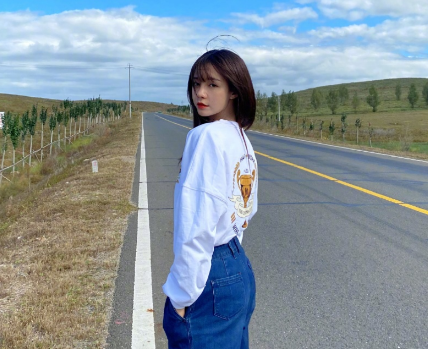 沈梦辰|王思聪点赞张小龙，工作人员晒合照，沈梦辰好无辜