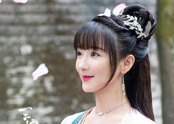 肖燕新剧开播网红脸崩坏引观众吐槽网友针打多了