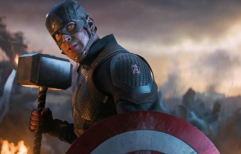 漫威电影:跟谁都能五五开的美国队长,他究竟是凭什么成为英雄领袖的?