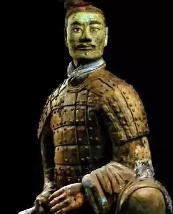 兵马俑|始皇陵中有一张神秘的“脸”，专家无法解释，仅仅和世人见过4次面