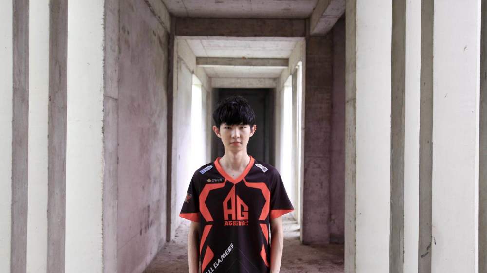 kpl汤汤成打野天花板甚至超过暖阳却惨遭小胖训练赛碾压