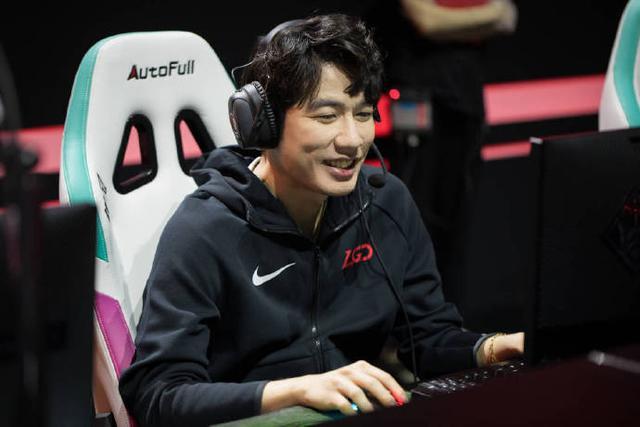 lpl排位日记:kramer使用多场老鼠 奇犽疯狂练习酒桶