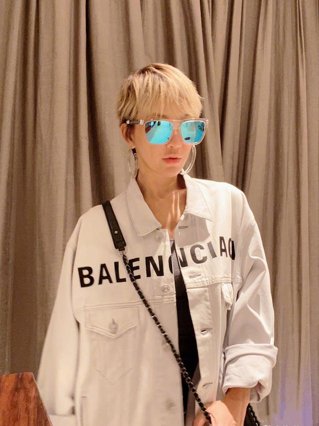 李玟|45岁李玟人工受孕9次失败，生子究竟为自己还是为婚姻？