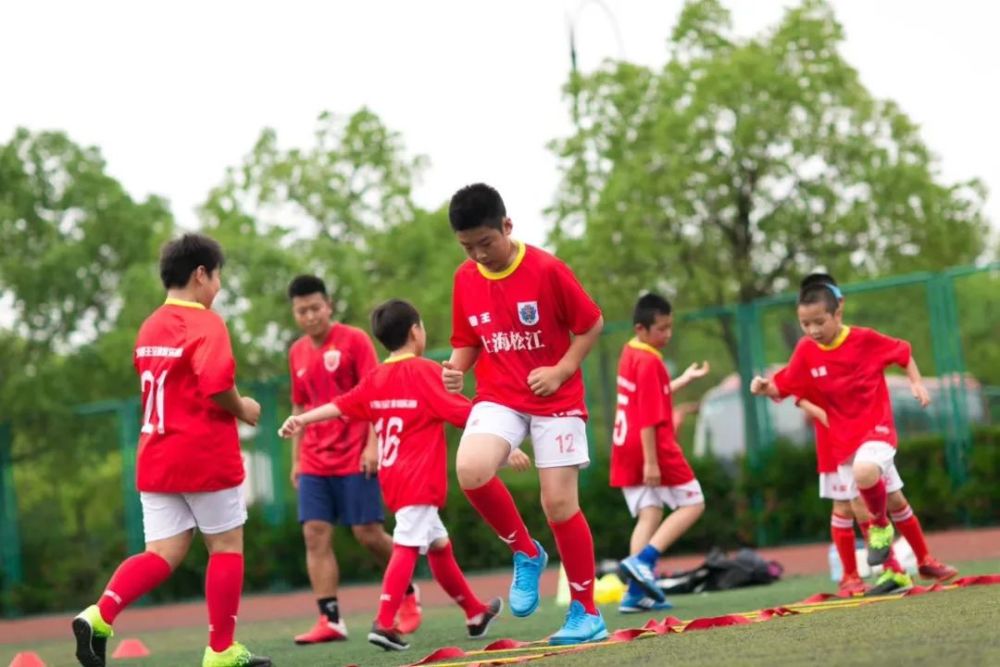 松江暑假体育培训学费（松江暑假体育培训学费多少） 松江暑假体育培训学费（松江暑假体育培训学费多少）《松江区体育训练中心对外开放吗》 体育动态