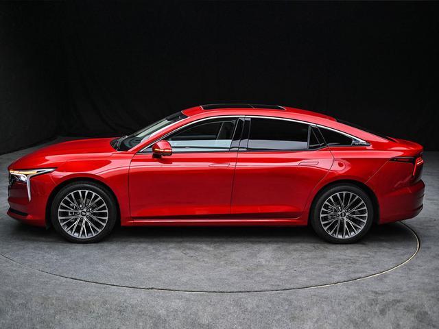 奔腾b70|颜值爆棚，一汽奔腾全新B70北京车展亮相，有望11月上市销售