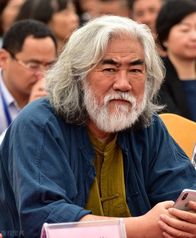 张纪中|张纪中官宣再婚！观众发现，张纪中的戏只有自导自演才好看