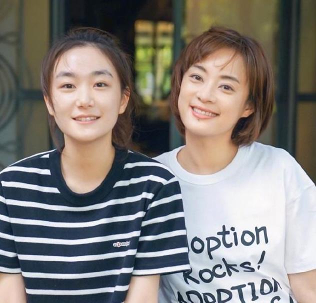 孙俪|孙俪同父异母妹妹考入北电，姐俩越来越像，她会成为下一个孙俪？