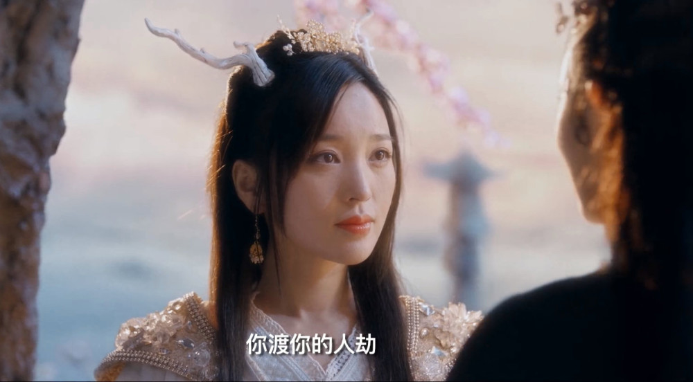 乘风破浪的姐姐|39岁金莎《浪姐》再受关注，新电影和韩栋搭档，被女二号抢镜