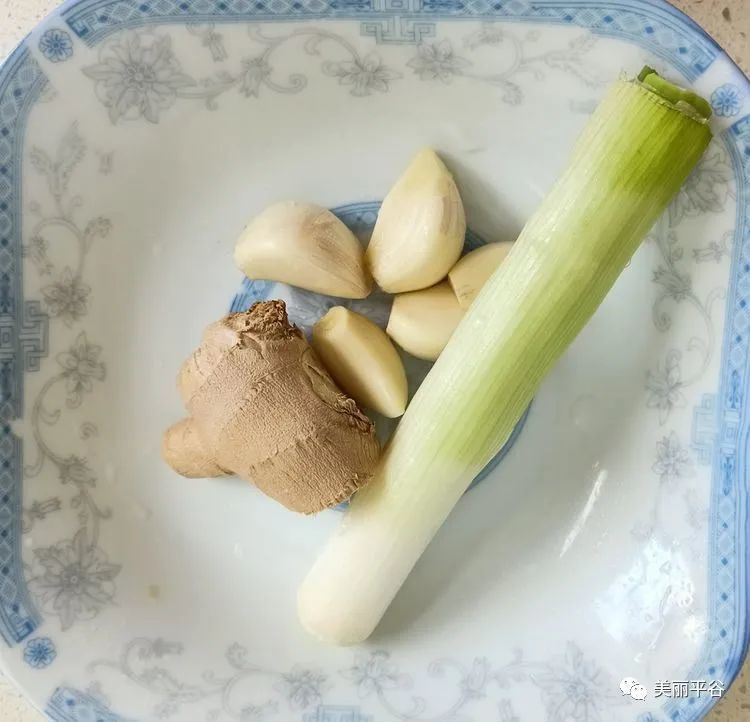 炒猫耳朵|影像平谷：我家美食（1）炒猫耳朵