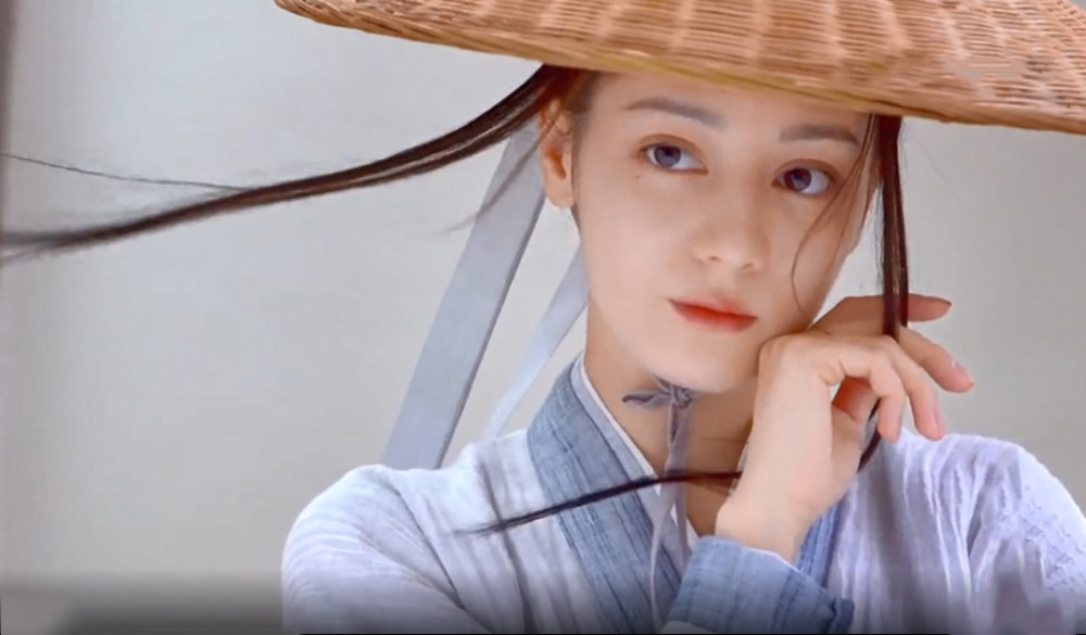 迪丽热巴|迪丽热巴两部新剧来袭，和杨洋吴磊都有搭档，你期待哪一部？