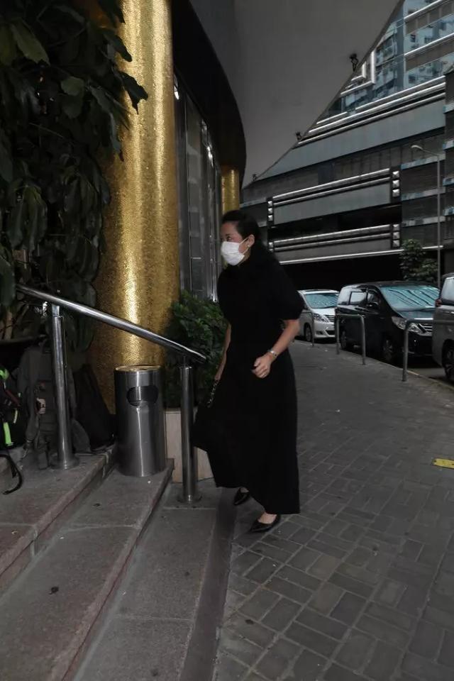 霍英东|霍英东发妻也走了，为什么她比赌王原配好命很多？