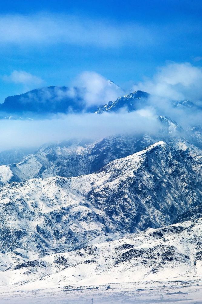 賀蘭山雪