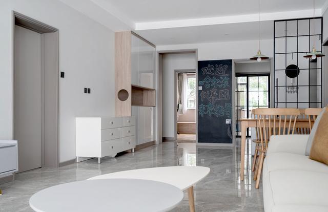 装饰品|北京夫妇晒出超干净的新家，全屋没用一件装饰品，但就是耐看！