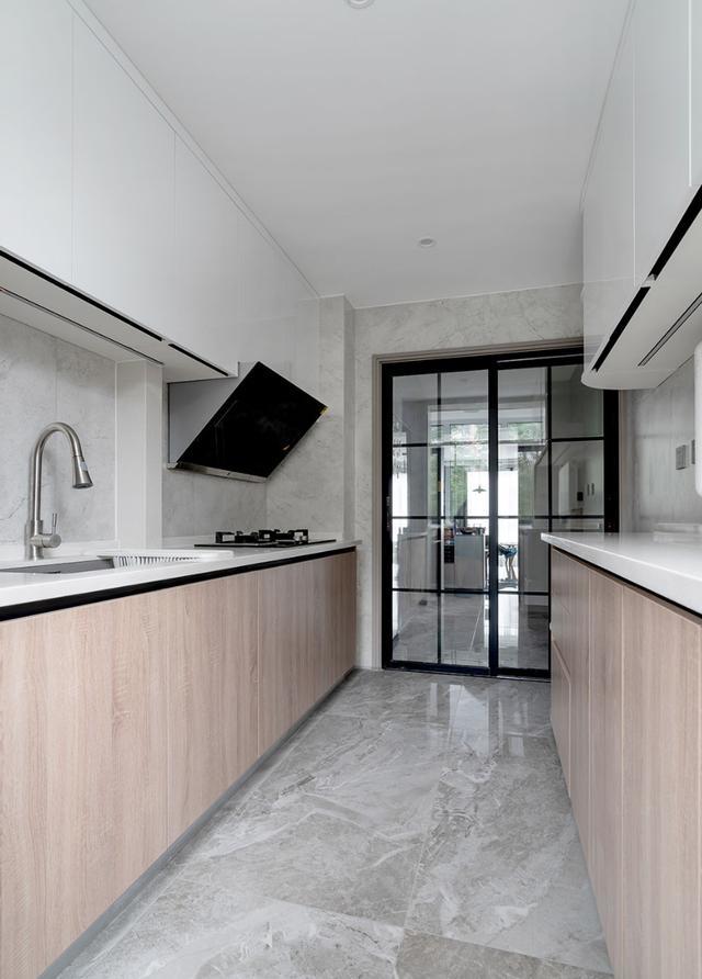 装饰品|北京夫妇晒出超干净的新家，全屋没用一件装饰品，但就是耐看！