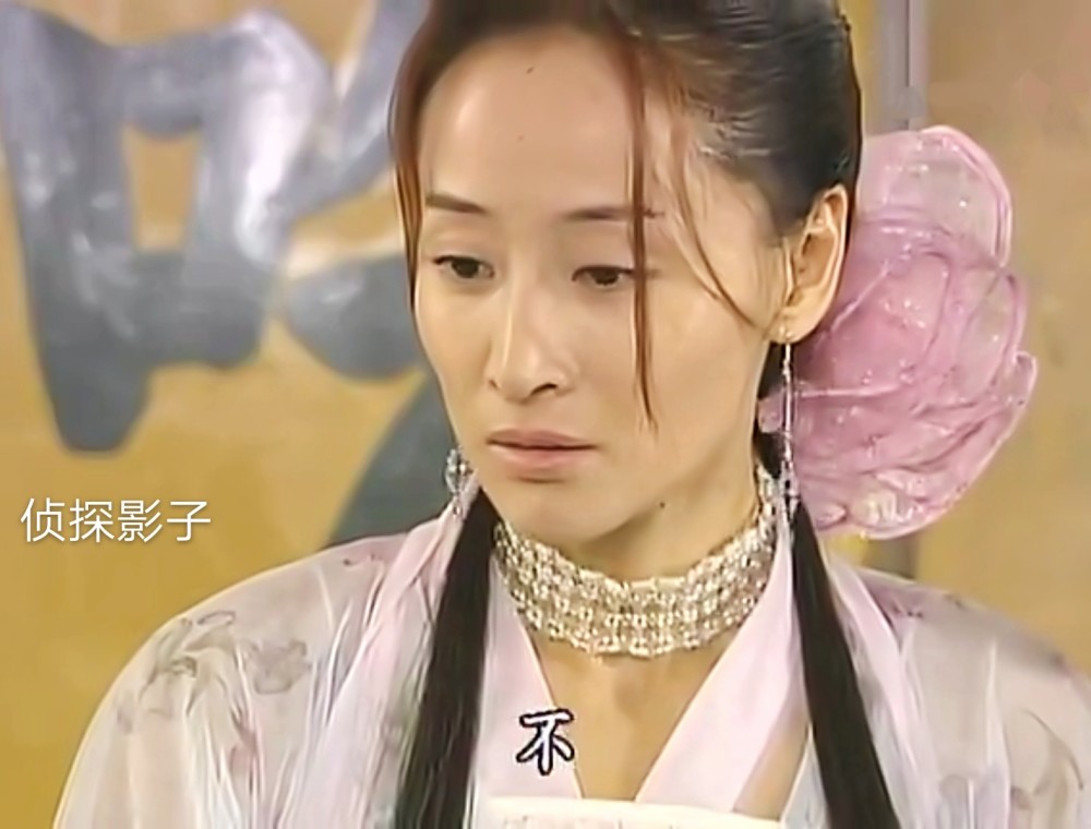 古装剧|18年前的古装剧，女主带着目的接近女配，十八年后才被揭穿