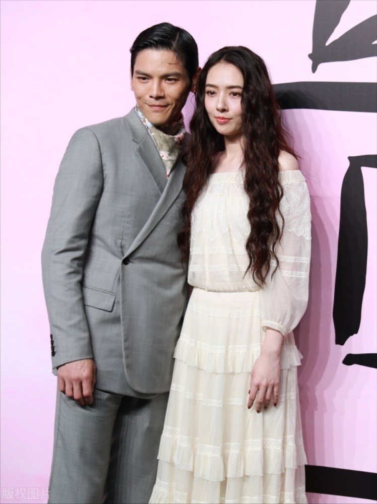 郭碧婷|因不陪产郭碧婷，不把向佐锤成渣男不罢休：网友要升级为网管大队