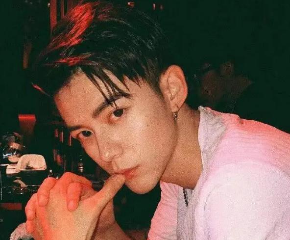 网红|网红直播纷纷被打回原形，前后形象判若两人，网友大呼“照骗”