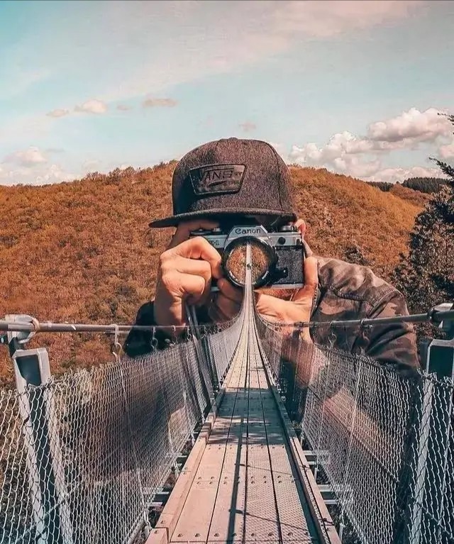 讀觀音在遠遠的山上蒙太奇