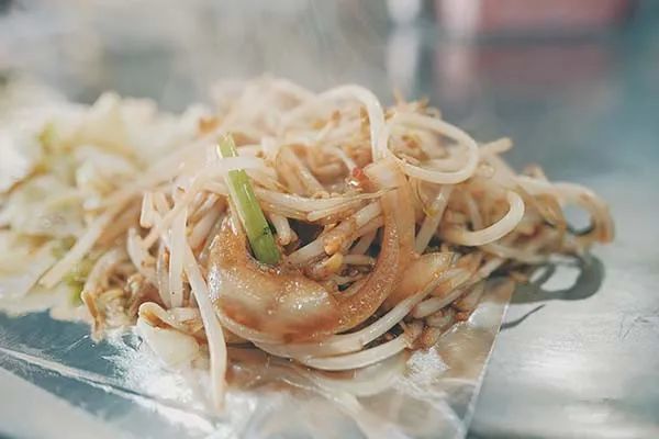吃起来鸭 台湾民生吉林超下饭平价铁板烧 腾讯新闻