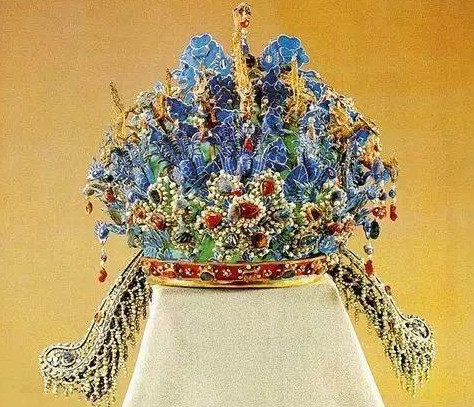 凤冠|中国出土的十大震惊世界的文物