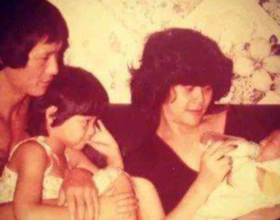 陈惠敏|76岁陈惠敏患癌，面色憔悴蜷缩病床，妻子17岁跟他，替他坐两年牢