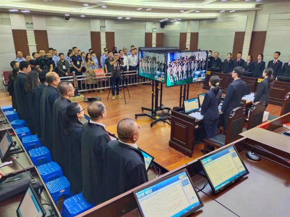 通辽市中级人民法院以组织,领导,参加黑社会性质组织罪,故意杀人罪