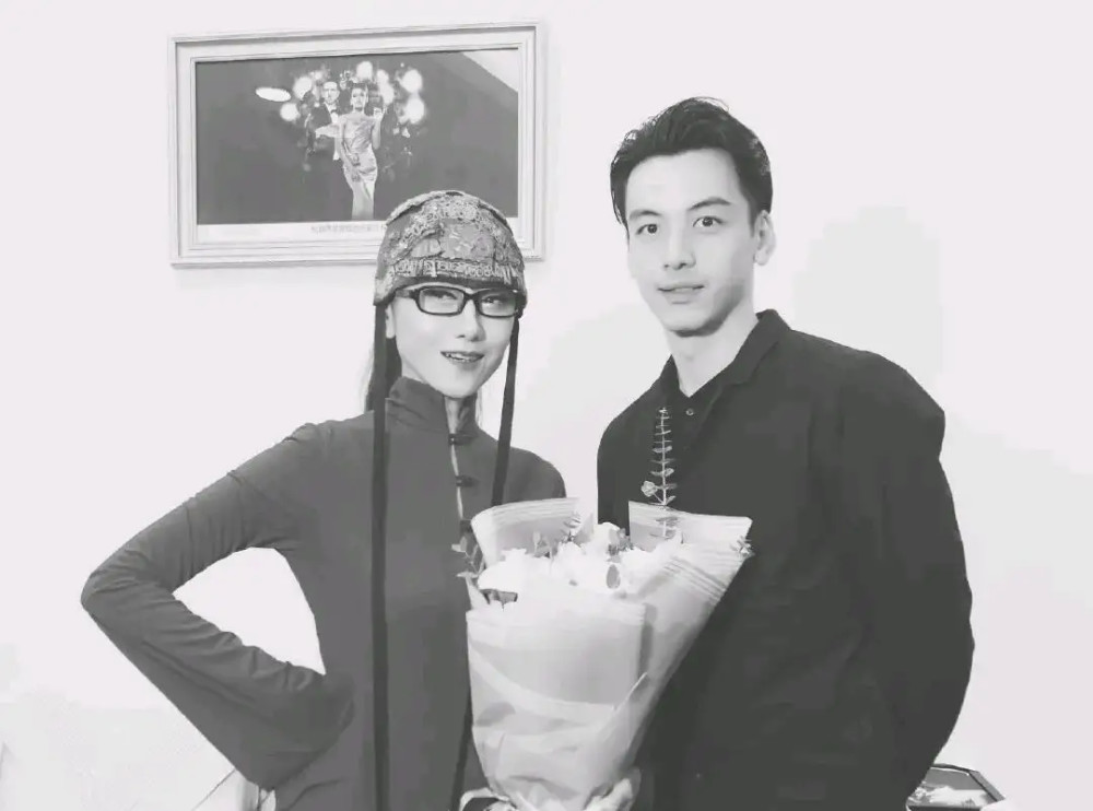 "军艺双子星"刘迦加盟《街舞3》,明明可以靠脸,却偏偏要靠才华